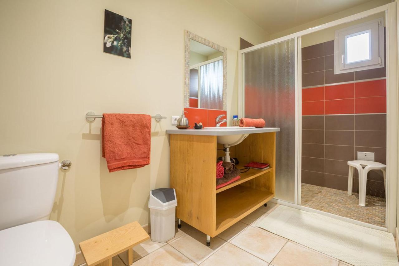 Gite De Groupe 15 A 19P, Parc, Salle De Reception - Chambres D'Hotes En Semaine Вилньов-дю-Берг Екстериор снимка