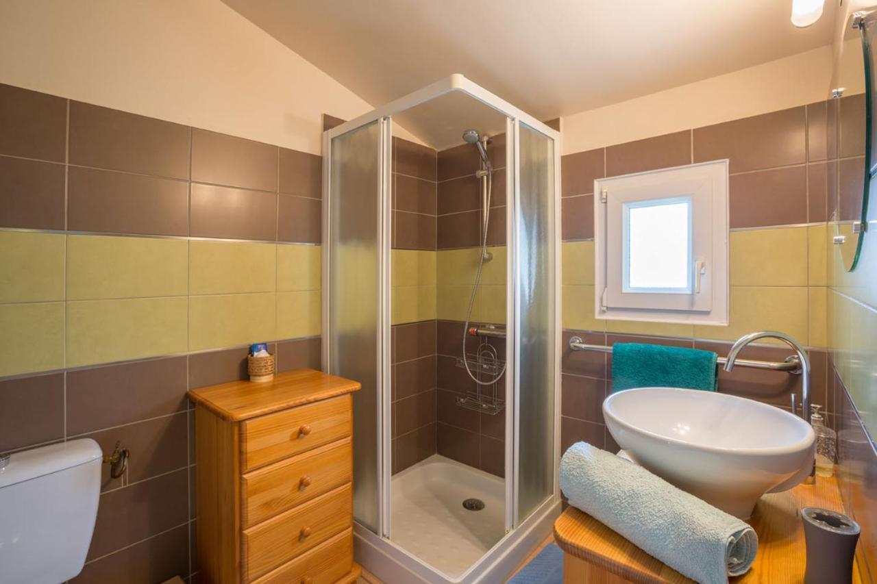Gite De Groupe 15 A 19P, Parc, Salle De Reception - Chambres D'Hotes En Semaine Вилньов-дю-Берг Екстериор снимка