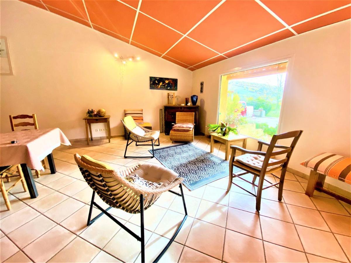 Gite De Groupe 15 A 19P, Parc, Salle De Reception - Chambres D'Hotes En Semaine Вилньов-дю-Берг Екстериор снимка