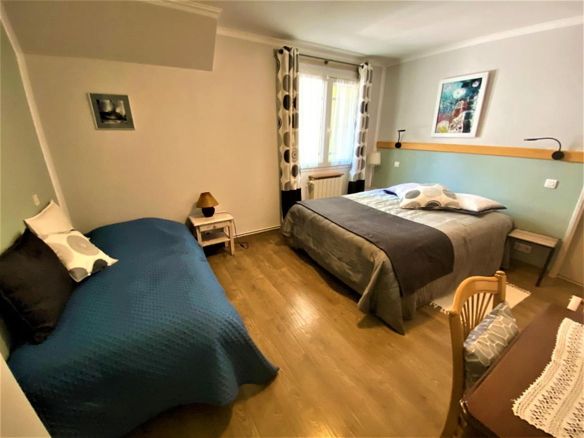 Gite De Groupe 15 A 19P, Parc, Salle De Reception - Chambres D'Hotes En Semaine Вилньов-дю-Берг Екстериор снимка