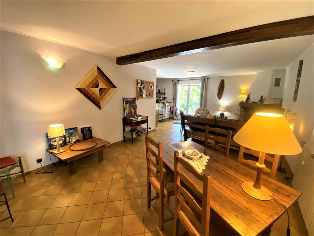 Gite De Groupe 15 A 19P, Parc, Salle De Reception - Chambres D'Hotes En Semaine Вилньов-дю-Берг Екстериор снимка